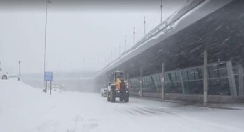 Winter storm moves into Atlantic Canada, bringing wet snow and power outages