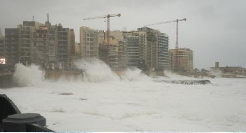 Storm Harry brings strong winds and high waves to Malta & Italy