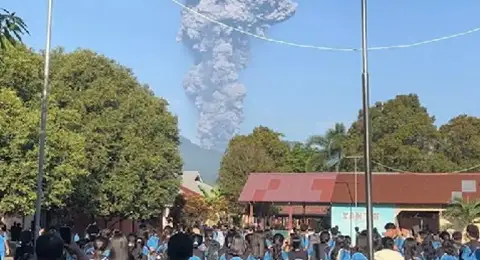 Two Singaporeans confirmed dead in Indonesia volcano eruption, official says