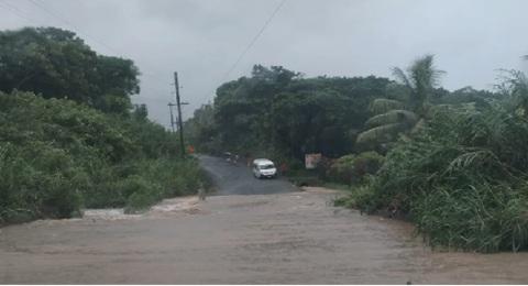 Cyclone Urmil causes flooding, power outages in Fiji
