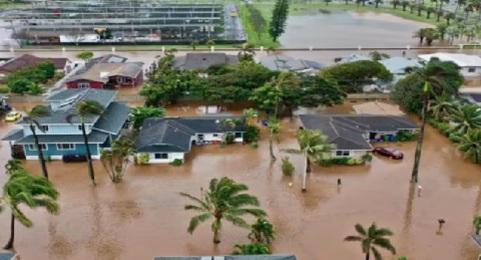 Rare Kona Storm Brings Chaos to Hawaii