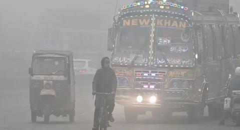 Pakistan's Punjab imposes activity bans amid intense smog